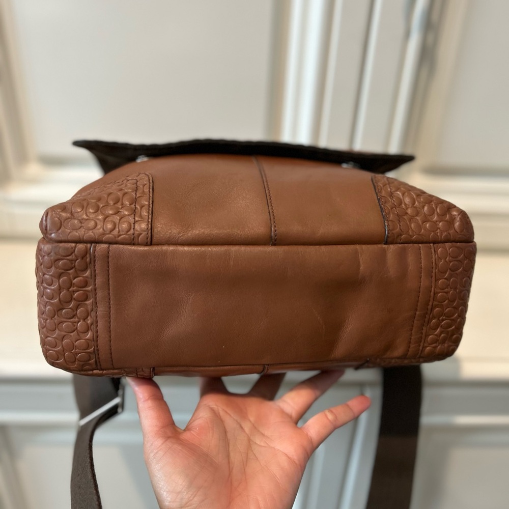 Coach messengers tan bag 74386 - Picture 4 of 7